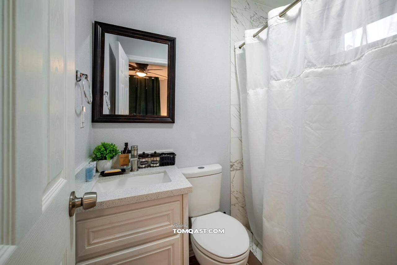 Ferienwohnung Envision Anita Houston Exterior foto